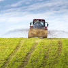 Stickstoffdünger werden in der Landwirtschaft vielfach eingesetzt.