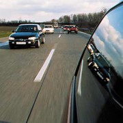 Beim Autofahren bleibt die Gesamtenergie gleich groß. 