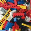 Die bekannten Lego®-Steine sind ein Copolymer aus Acrylnitril, Styren und Buta-1,3-dien. 