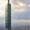 „Taipeh 101“ (1999–2004, Architekten: C. Y. LEE & Partners) in Taiwans Hauptstadt Taipeh war mit 508 m Höhe bis zum Jahre 2010 das höchste Gebäude der Welt